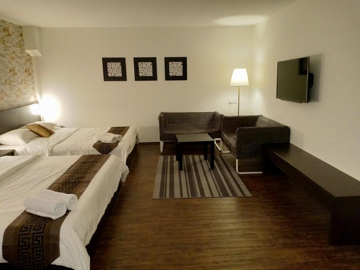 52 The Grace Hotel Muar Dış mekan fotoğraf