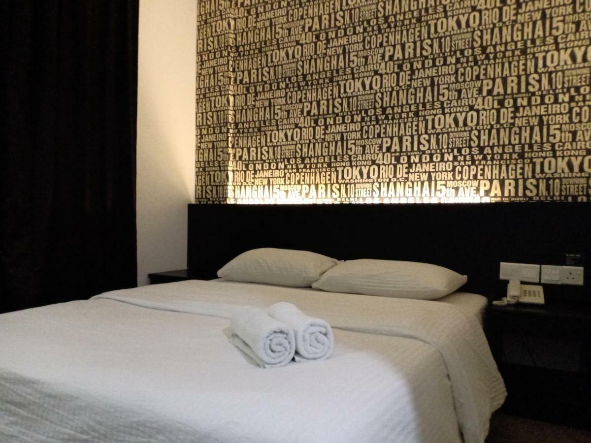 52 The Grace Hotel Muar Dış mekan fotoğraf